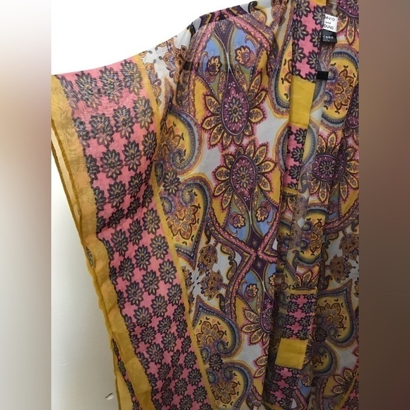 David And Young Womens Semi Sheer Paisley Print Flowy Lightweight Kimono Size OS - Picture 7 of 15